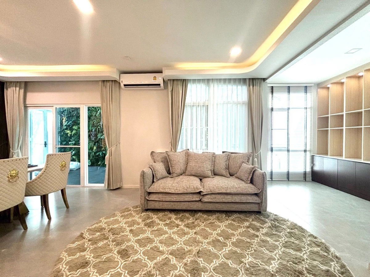 picture  Mantana Bangna–Wongwaen  Rental Price: 130,000 THB/month - 1/15