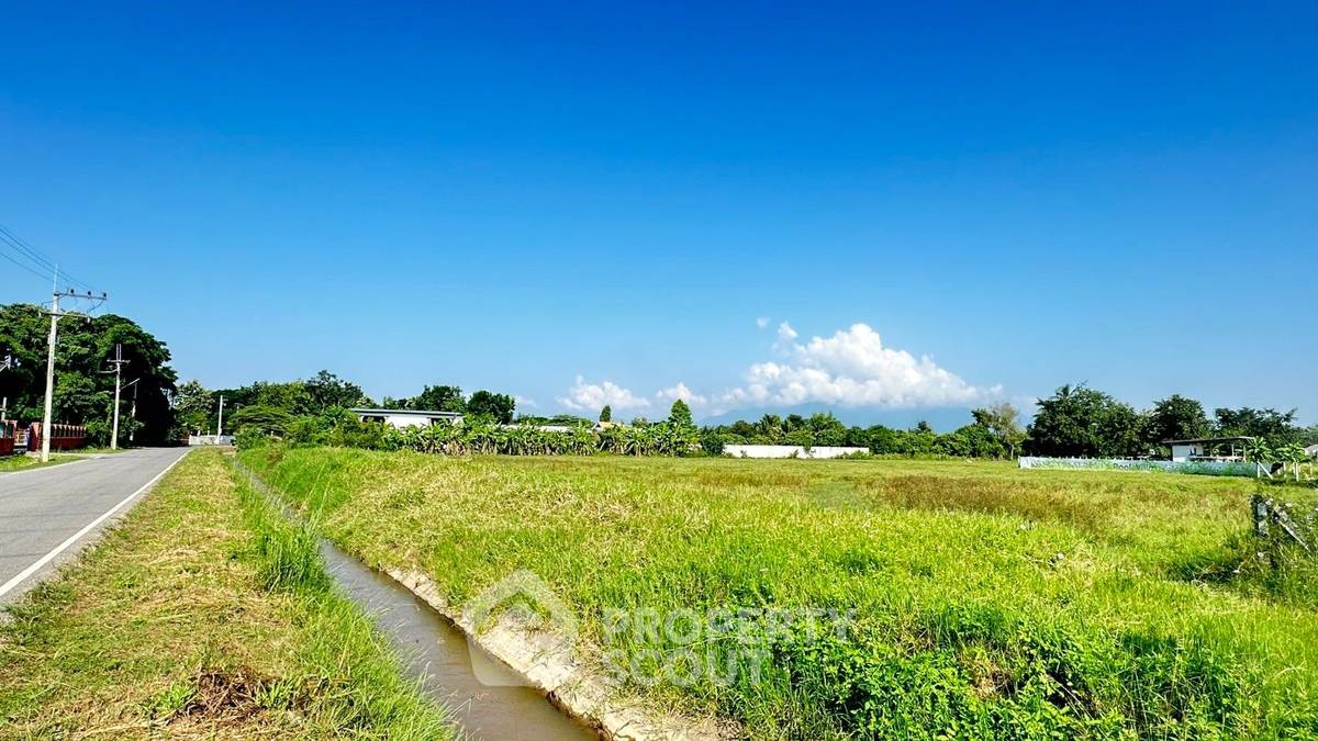 รูป ที่ดินสำหรับปล่อยขาย 1,600 ตารางเมตร แถว ใน ขุนคง (ID 2015786) - รูปที่ 5/8