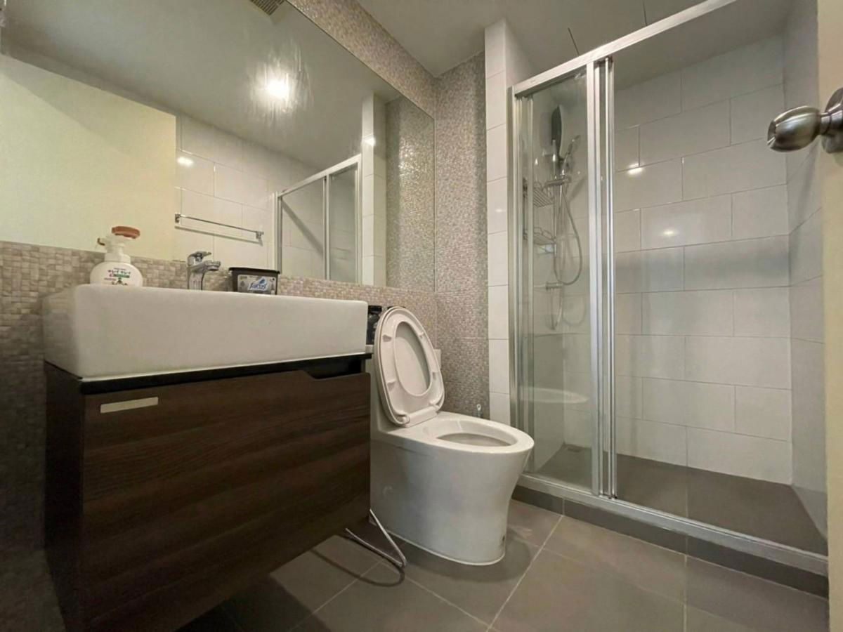 รูป ให้เช่าคอนโด ไนท์บริดจ์ สกายซิตี้ สะพานใหม่ ติดBTSสายหยุด พร้อมเฟอร์นิเจอร์ และเครื่องใช้ไฟฟ้า ขนาด 29 ตร.ม. 12,000/เดือน - รูปที่ 10/11