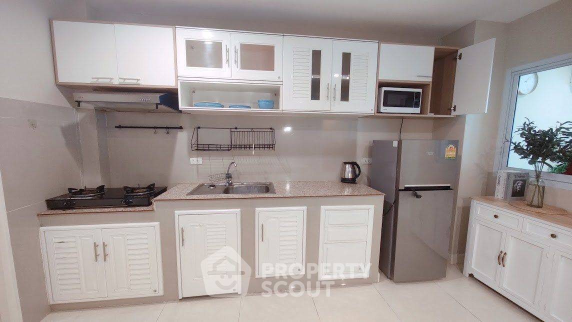 รูป ทาวน์เฮาท์ 2-ห้องนอน ใกล้ พัทยาใต้ (ID 2170800) - รูปที่ 6/17