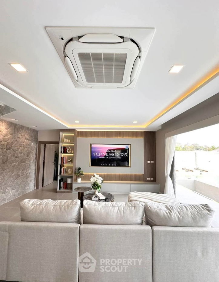 picture 7-BR Villa close to Huai Yai (ID 1866430) - 2/34