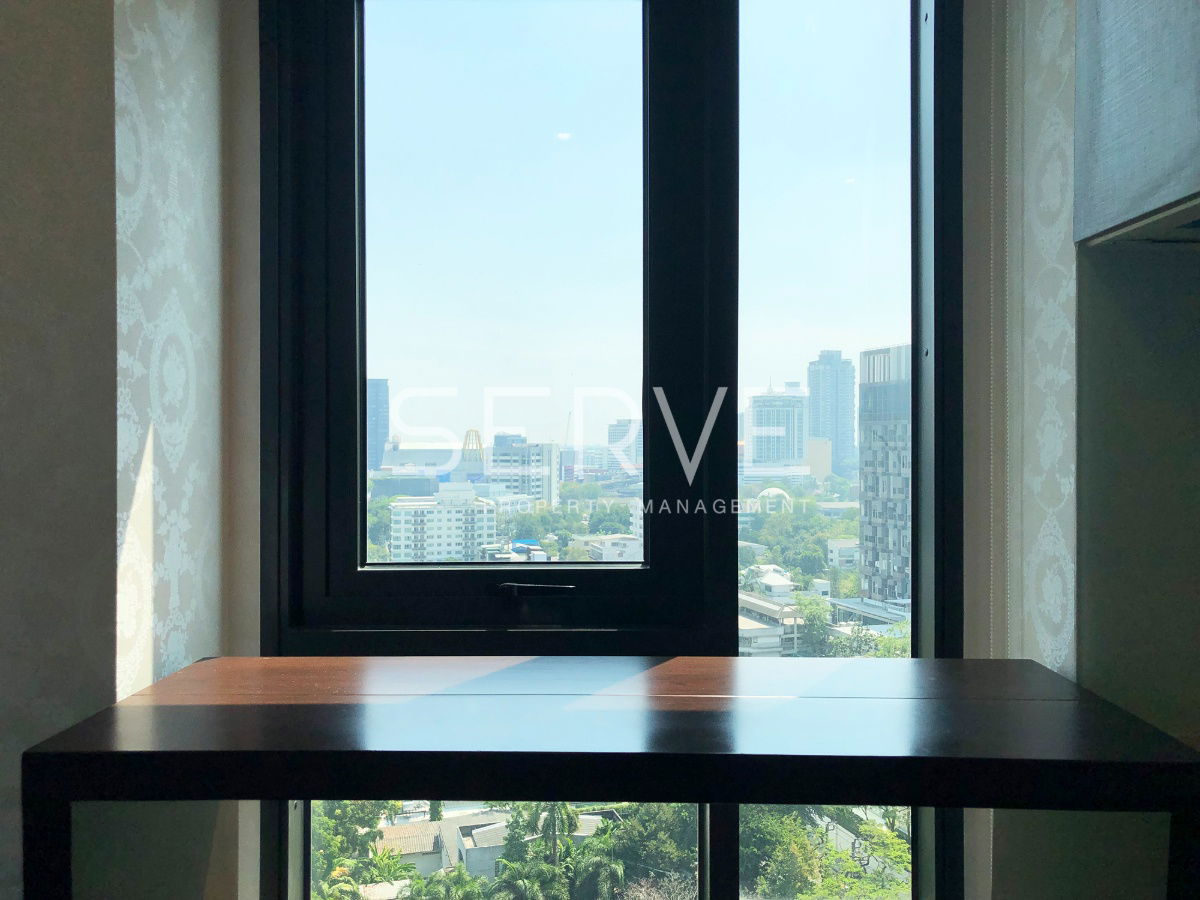 รูป 1 นอน มีอ่าง ชั้นสูง 10+ วิวดี บนทำเลดีๆ สะดวกมีรถรับส่ง BTS ทองหล่อ 350 ม. ที่คอนโด Rhythm Sukhumvit 36-38 / ให้เช่าคอนโดคอนโด - รูปที่ 4/9