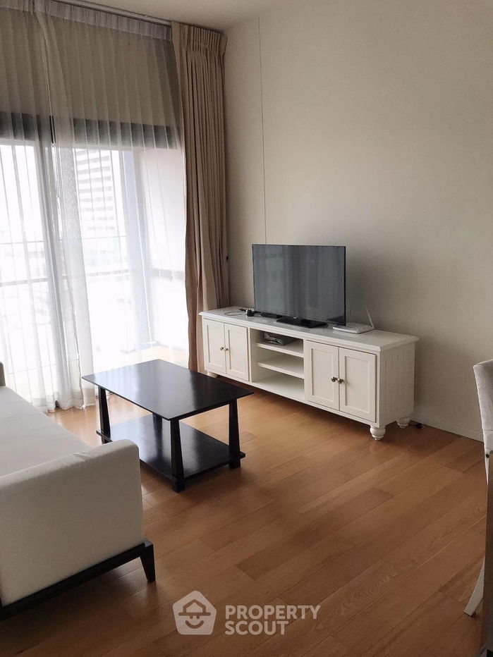 picture 1-BR Condo at Circle Living Prototype New Petchburi near MRT Phetchaburi (ID 1105582) - 2/6