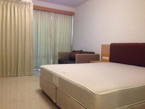 ME2500290 Condo For Rent i-House Condo Rama 9 Ekamai