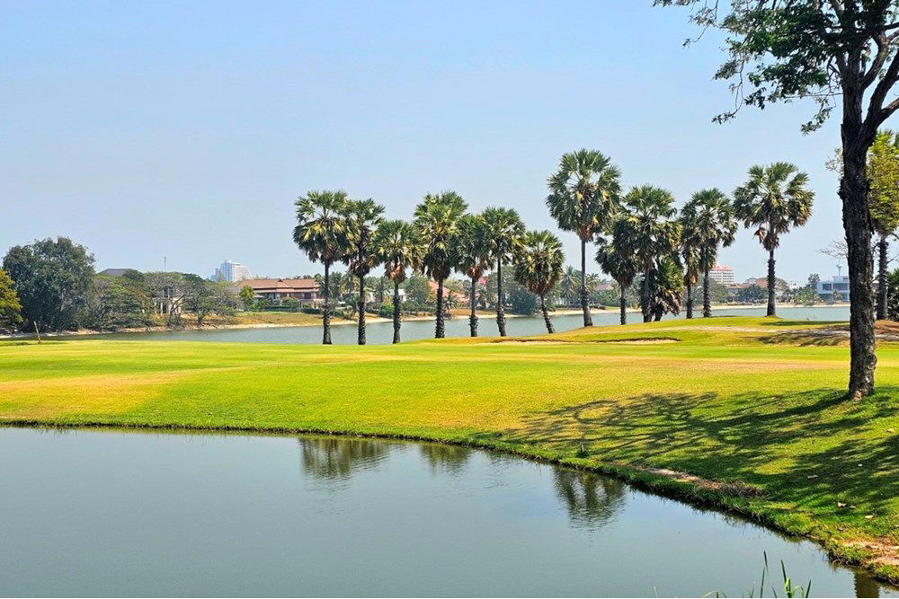 รูป [920601001-451] วิลล่าหรูปาล์มฮิลส์ปรับปรุงใหม่ 4 ห้องนอน 5 ห้องน้ำ - รูปที่ 15/50