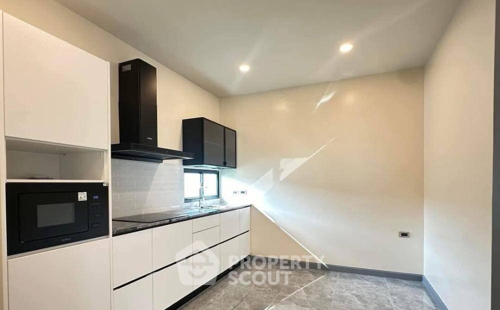 รูป วิลล่า 4-ห้องนอน ใกล้ ห้วยใหญ่ (ID 2056672) - รูปที่ 2/7