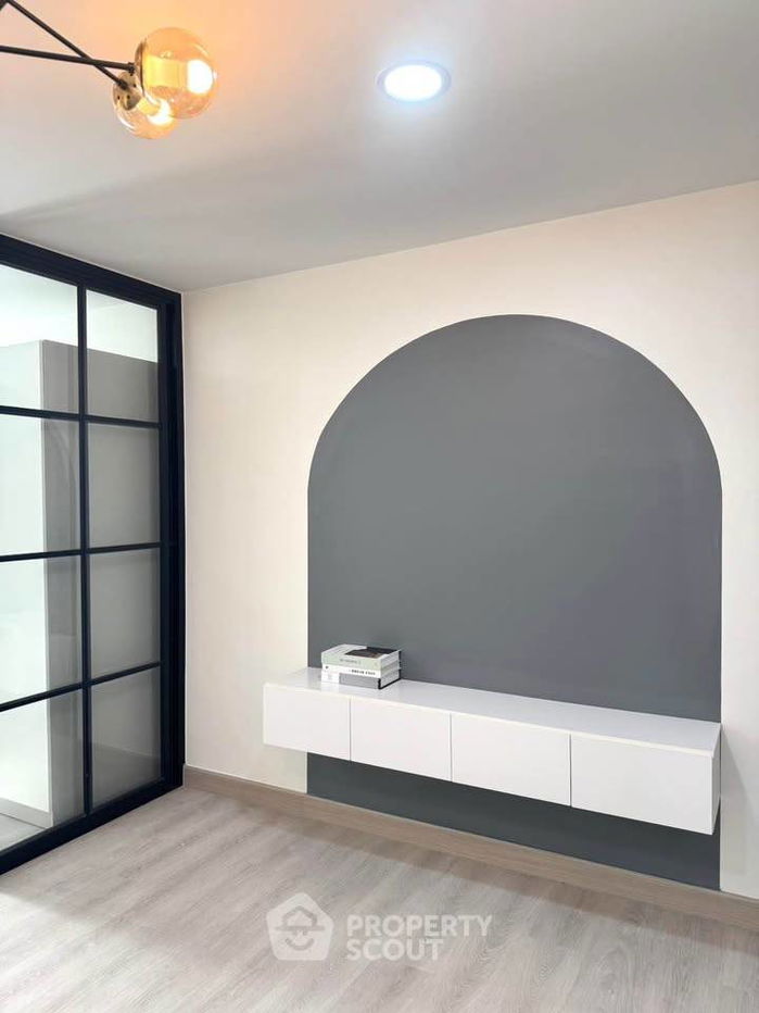 รูป คอนโด 1-ห้องนอน ที่ รีเจ้นท์ โฮม 5 รัชดาภิเษก 19 คอนโดมิเนียม ใกล้ MRT รัชดาภิเษก (ID 2458159) - รูปที่ 8/10