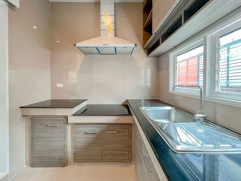 picture  Sales House in Saransiri Tiwanon-Chaengwattana 2, near Srisaman School and Central Chaengwattana. Ready to move in - 6/10