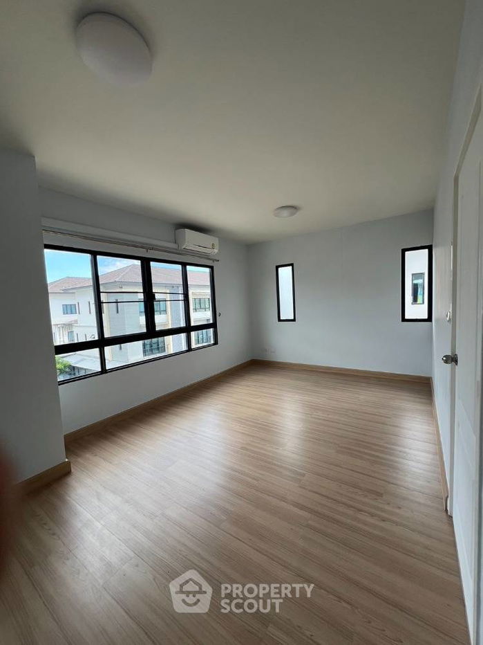 รูป ทาวน์เฮาท์ 3-ห้องนอน ใกล้ MRT หลักสอง (ID 1606267) - รูปที่ 2/4