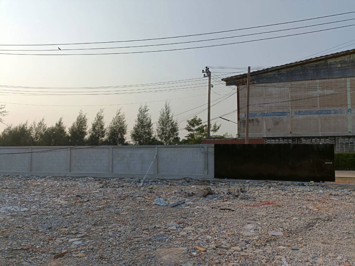 picture Land for rent on Soi Suwinthawong 24, Minburi, 35,000 baht/month💥 - 4/11