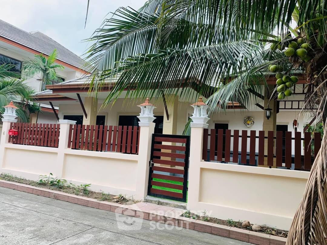 รูป บ้าน 3-ห้องนอน ที่ บ้านดุสิต พัทยา วิว ใกล้ เมืองพัทยา (ID 1895160) - รูปที่ 2/16