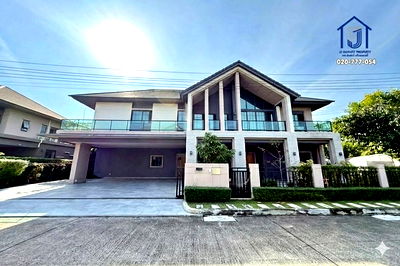 ขายบ้านเดี่ยว : บ้านเดี่ยว 2ชั้น บางกอก บูเลอวาร์ด แจ้งวัฒนะ 2 หลังริม ถนนชัยพฤกษ์ ใกล้ทางด่วนแจ้งวัฒนะ 