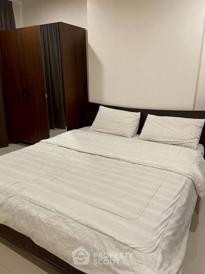 รูป คอนโด 2-ห้องนอน ที่ สีลมแกรนด์เทอเรส คอนโดมิเนียม ใกล้ BTS ศาลาแดง (ID 2454867) - รูปที่ 8/9