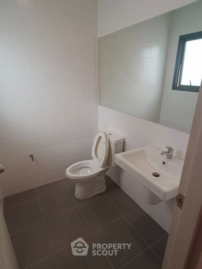 รูป ทาวน์เฮาท์ 2-ห้องนอน ใน มหาสวัสดิ์ (ID 2035468) - รูปที่ 5/18