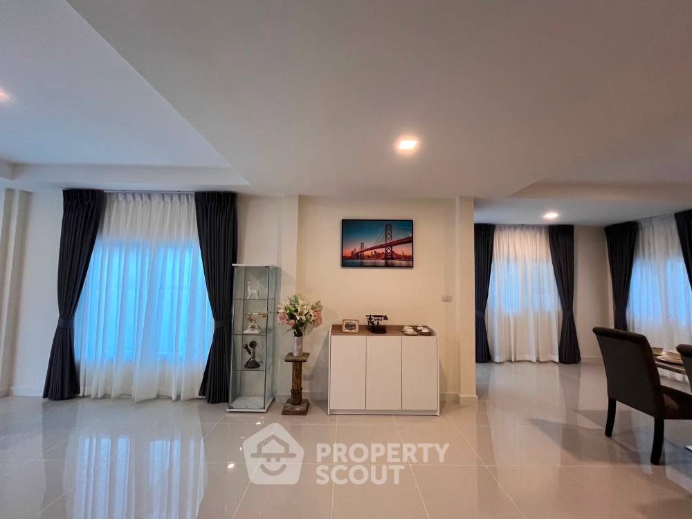 รูป บ้าน 3-ห้องนอน ใน บางพูด (ID 1966329) - รูปที่ 8/23