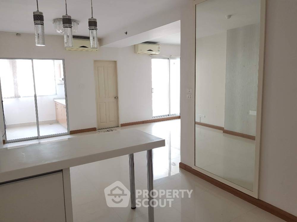 รูป คอนโด 1-ห้องนอน ที่ ศุภาลัย ปาร์ค เกษตร ใกล้ BTS มหาวิทยาลัยเกษตรศาสตร์ (ID 808115) - รูปที่ 2/7