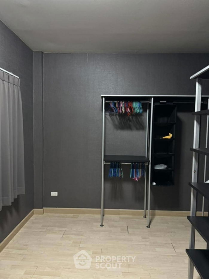 รูป ทาวน์เฮาท์ 4-ห้องนอน ใกล้ กรุงเทพกรีฑา (ID 1902013) - รูปที่ 37/39