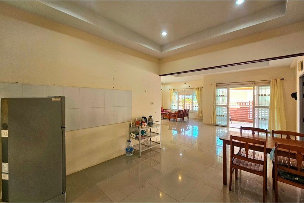 picture [920601001-695] Sup Thani, 3 Bed 3 Bath, in Hua Hin Soi 6 For Sale - 9/30