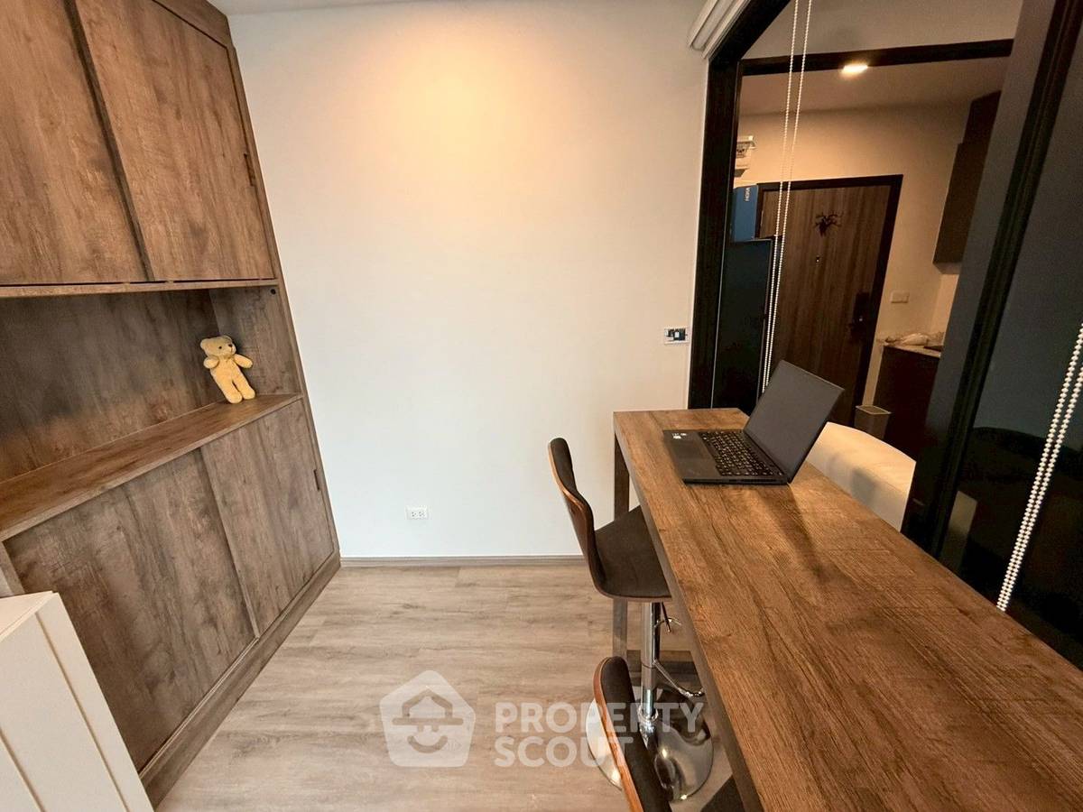 picture 1-BR Condo at Beat Bangwa Interchange near MRT Bang Wa (ID 2119669) - 3/20