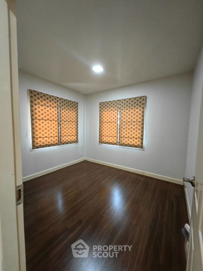 รูป บ้าน 3-ห้องนอน ที่ พร้อมพัฒน์ ไพร์ม รามอินทรา ใน สามวาตะวันตก (ID 1825157) - รูปที่ 6/18