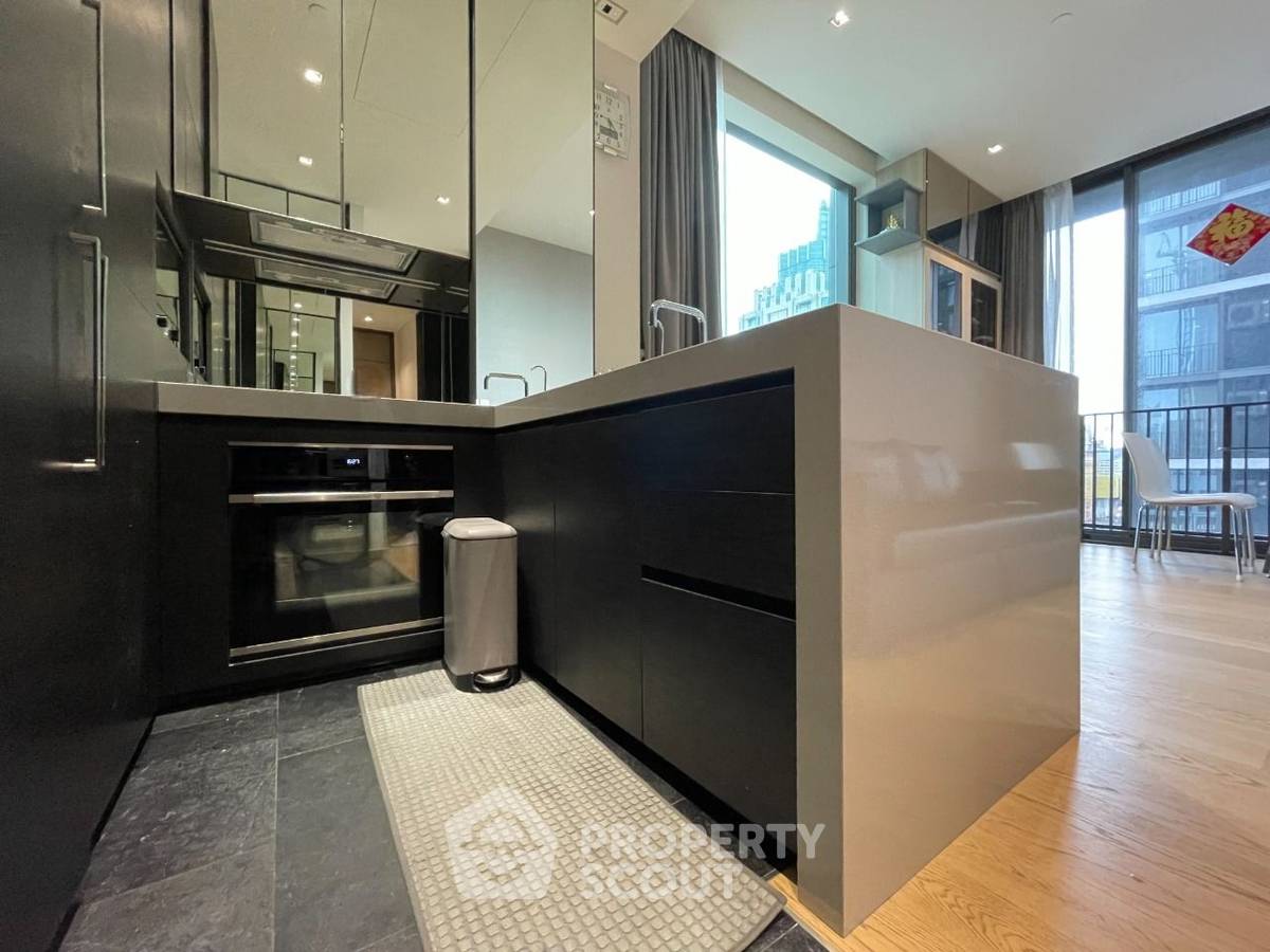 picture 2-BR Condo at 28 Chidlom near BTS Chit Lom (ID 1450084) - 4/16