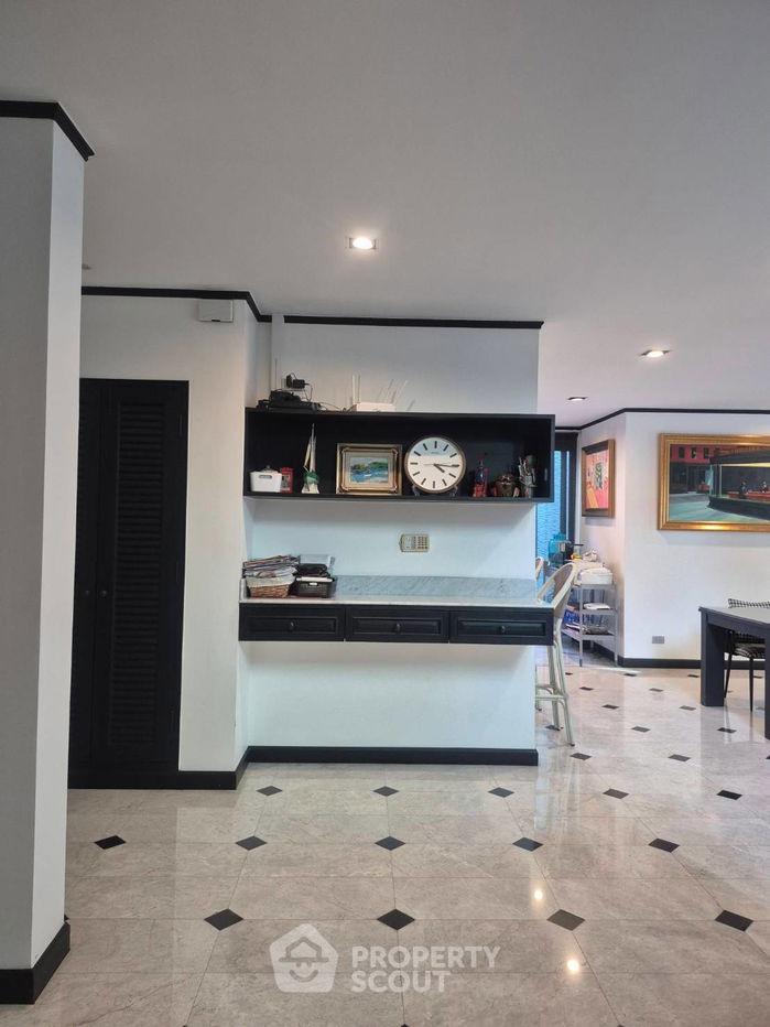 picture 4-BR House in Nuan Chan (ID 2456436) - 36/43