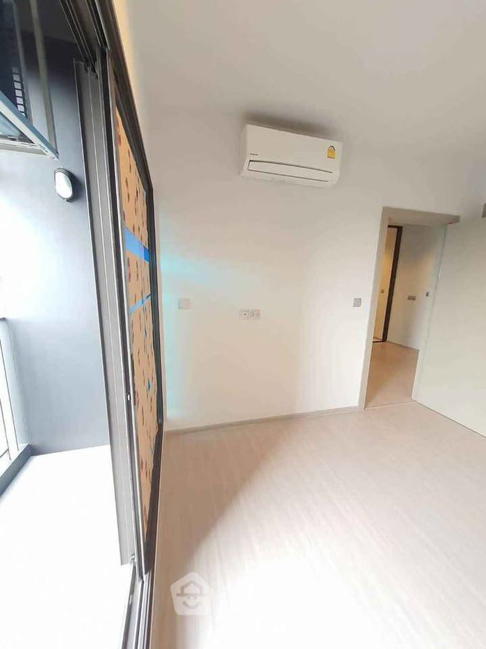 picture 1-BR Condo at Life Asoke - Rama 9 near MRT Phra Ram 9 (ID 2436360) - 2/10