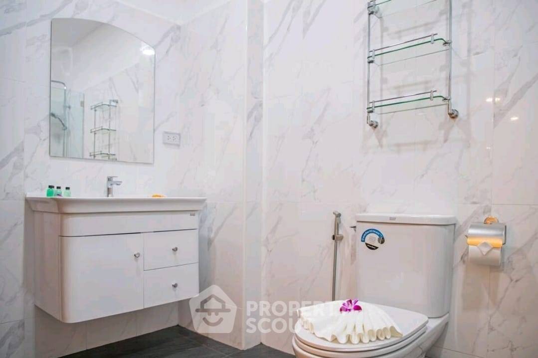 รูป วิลล่า 5-ห้องนอน ใกล้ จุดชมวิวแหลมพรหมเทพ (ID 1343757) - รูปที่ 6/11