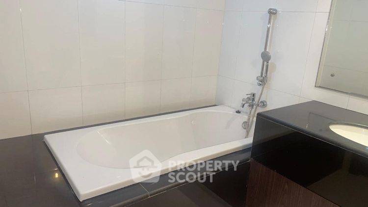 picture 3-BR Condo at Centric Place Ari 4- Phaholyothin near BTS Ari (ID 2430728) - 5/6