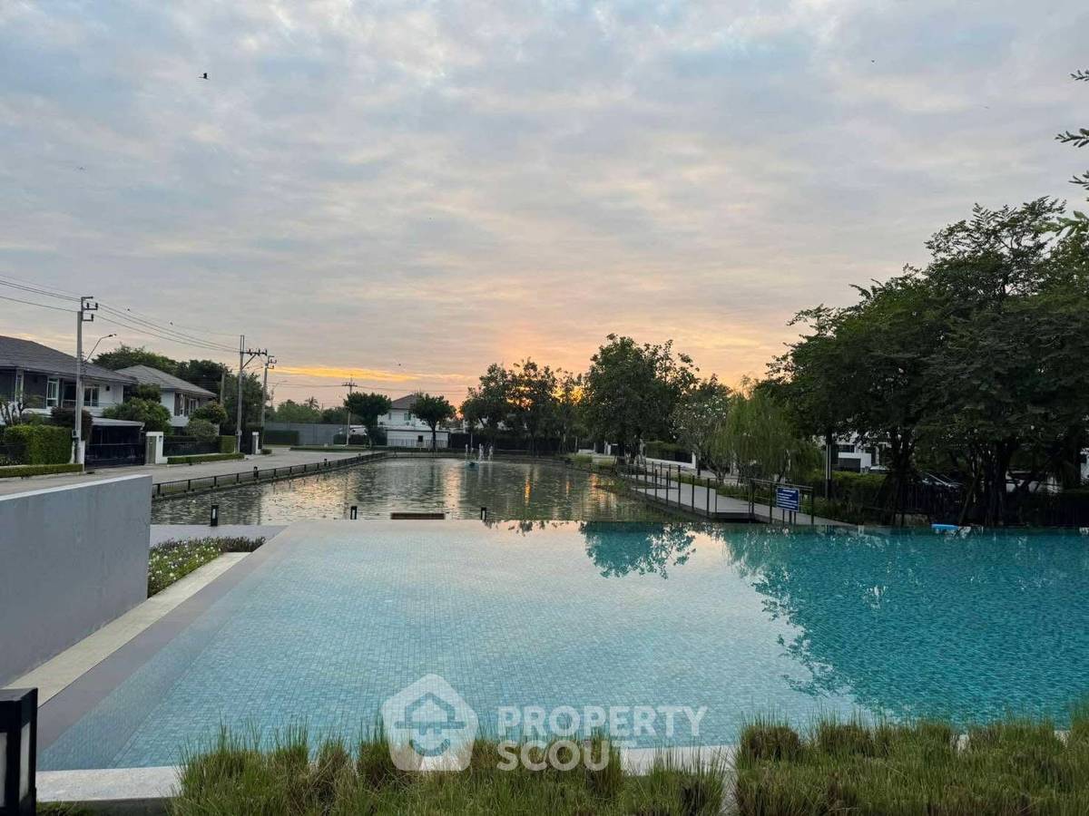 รูป บ้าน 3-ห้องนอน ใน บางกร่าง (ID 2062330) - รูปที่ 13/14