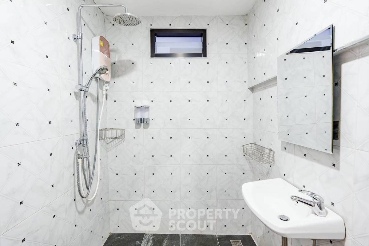 รูป บ้าน 3-ห้องนอน ใกล้ บ้านศิลปินหัวหิน (ID 2096644) - รูปที่ 10/14