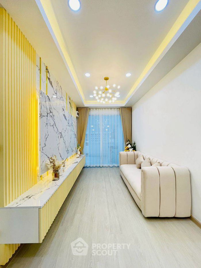 รูป ทาวน์เฮาท์ 3-ห้องนอน ใกล้ พัทยาตะวันออก (ID 2111950) - รูปที่ 4/16