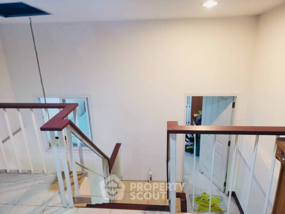 รูป ทาวน์เฮาท์ 3-ห้องนอน ใกล้ MRT แยกติวานนท์ (ID 1619453) - รูปที่ 3/4