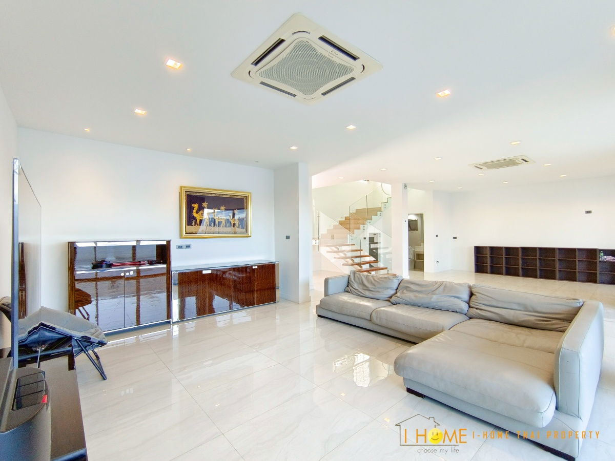 รูป ให้เช่า Pool Villaสองชั้น    4 ห้องนอน 4 ห้องน้ำ 1  ห้องครัว  2  ที่จอดรถ - รูปที่ 9/41