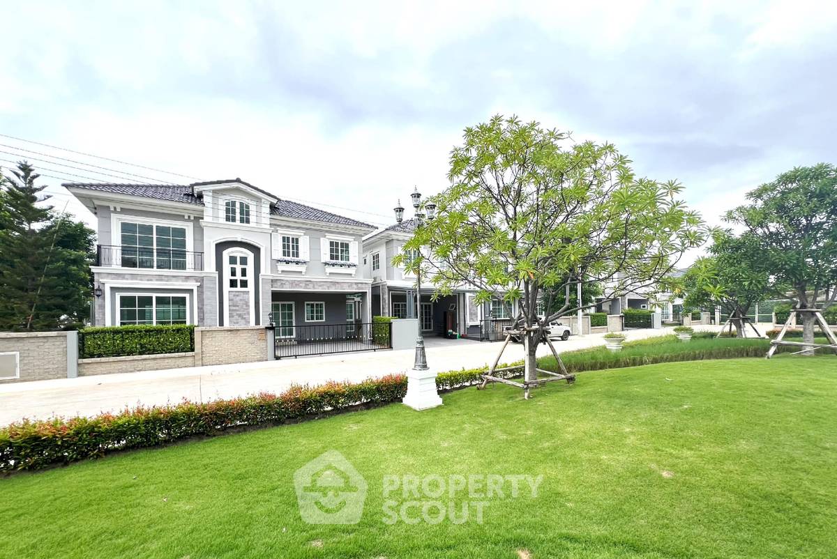 picture 4-BR House at Golden Neo, Sukhumvit LaSalle near BTS Samrong (ID 1737338) - 6/18