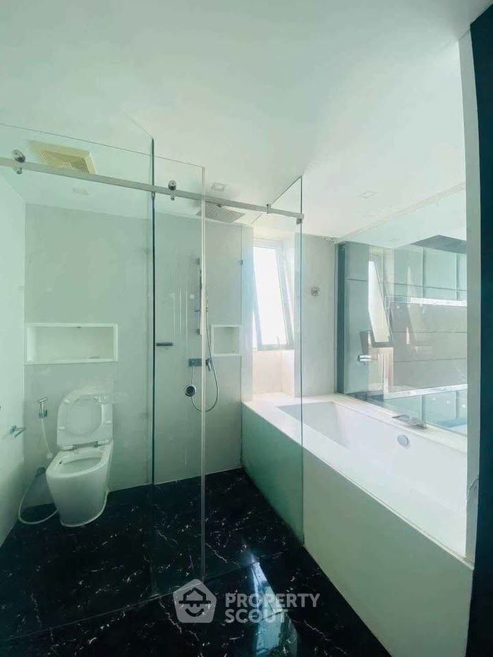 picture 2-BR Condo at Sky Residences Pattaya close to Pattaya (ID 2076174) - 4/6