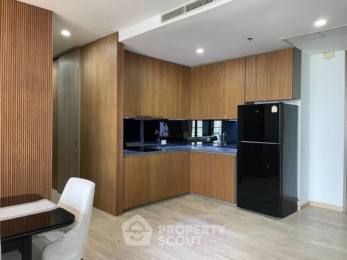 picture 2-BR Condo at Noble Ploenchit near BTS Phloen Chit (ID 2452608) - 3/10