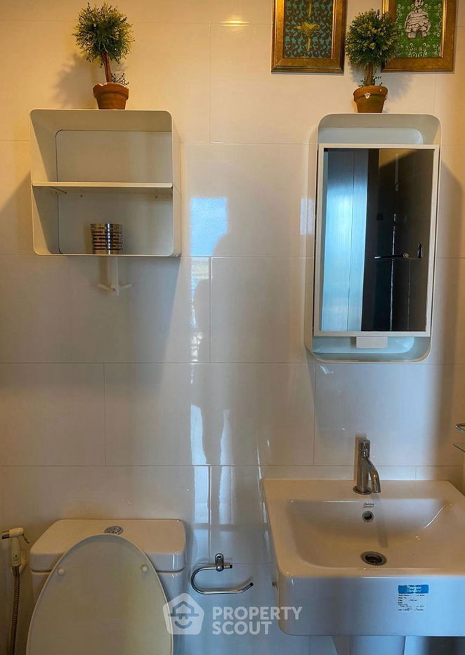 picture 1-BR Condo at The Base Park East Sukhumvit 77 near BTS On Nut (ID 2455028) - 7/8