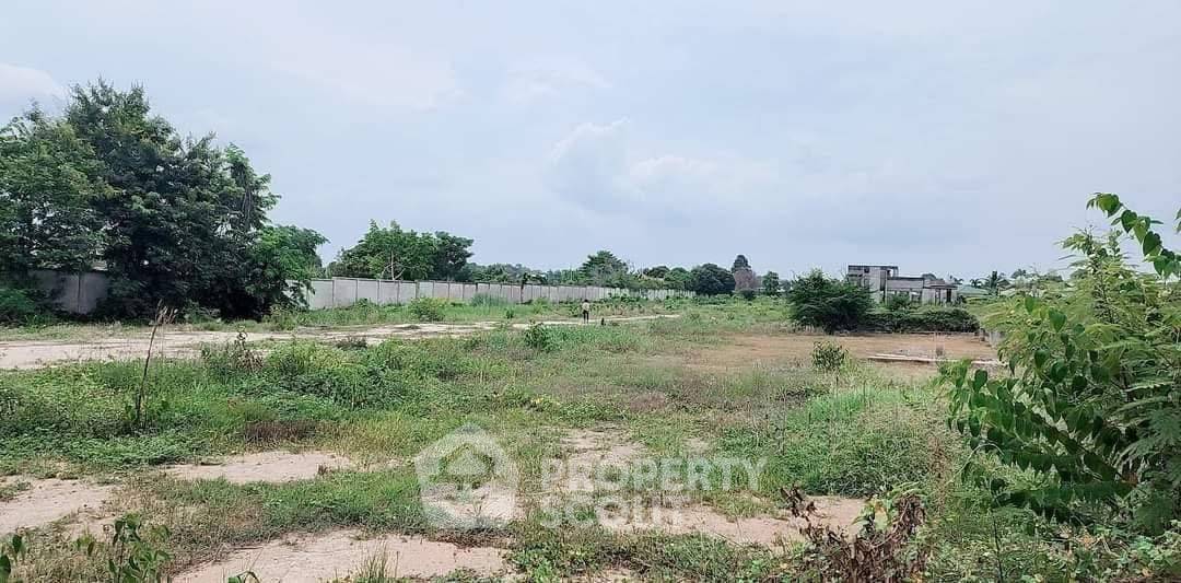 รูป ที่ดินสำหรับปล่อยขาย 49,472 ตารางเมตร แถว ใกล้ ห้วยใหญ่ (ID 2111737) - รูปที่ 2/5