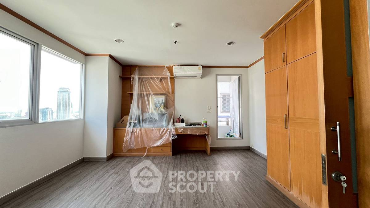 รูป คอนโด 2-ห้องนอน ที่ เซ็นต์หลุยส์ แกรนด์เทอเรส คอนโดมิเนียม ใกล้ BTS เซนต์หลุยส์ (ID 2455759) - รูปที่ 1/14