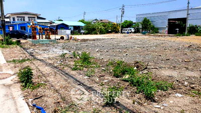 Land for sale Muang Samut Prakarn Samut Prakarn : 2,240 m² Land for Sale in Bang Pu (ID 1891910)