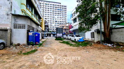 ที่ดิน วัดพระใหญ่ : ที่ดินสำหรับปล่อยขาย 960 ตารางเมตร แถว ใกล้ พัทยาใต้ (ID 1849691)