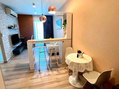 Condos for sale : Centric Huai Khwang           Station