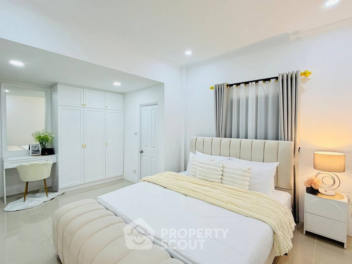 picture 3-BR House at T.W. Parkview close to Pattaya (ID 2453847) - 22/28