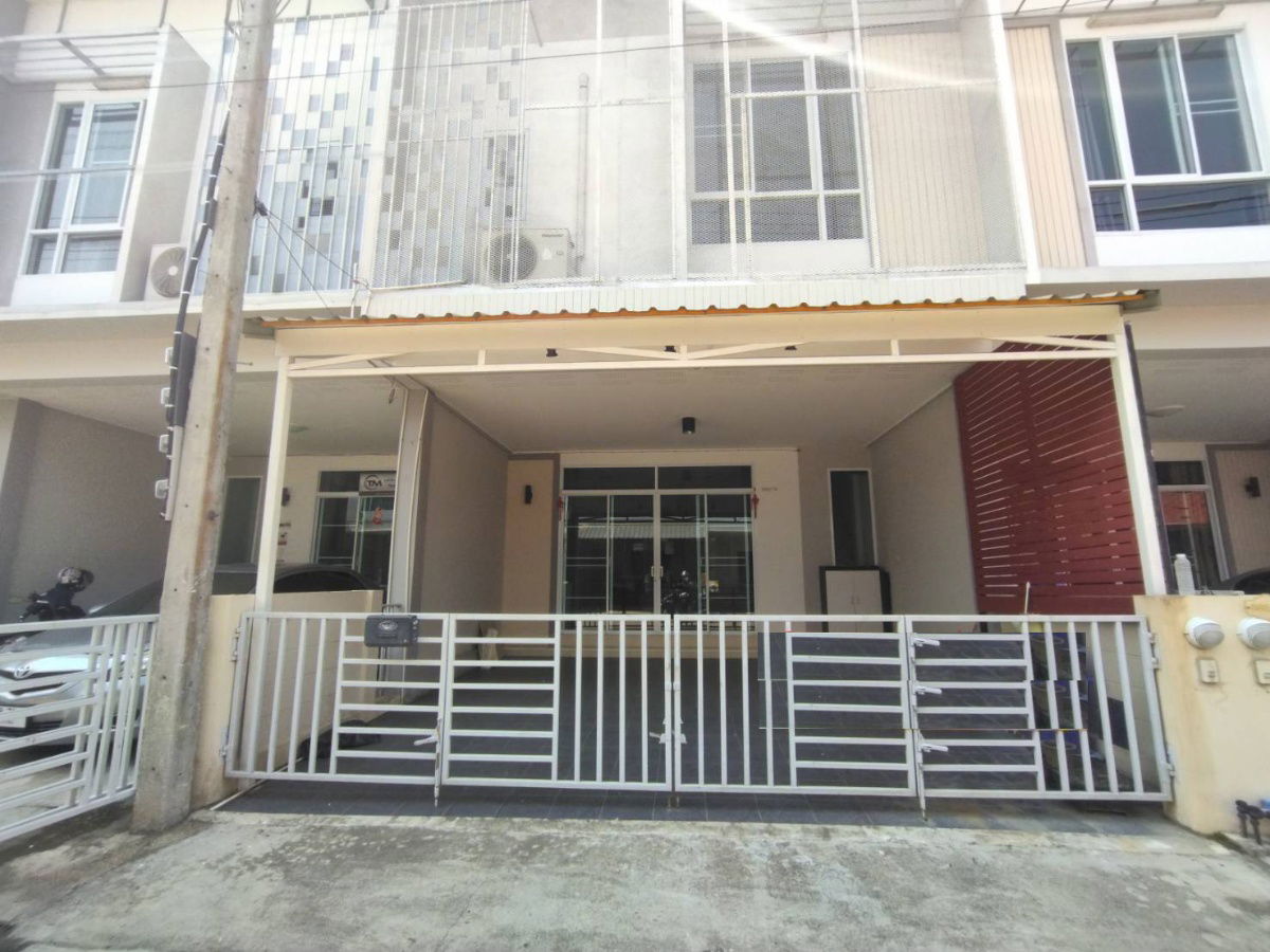 picture Two-story townhouse for sale 3 bedrooms 3 bathrooms and 1 parking. - 1/15