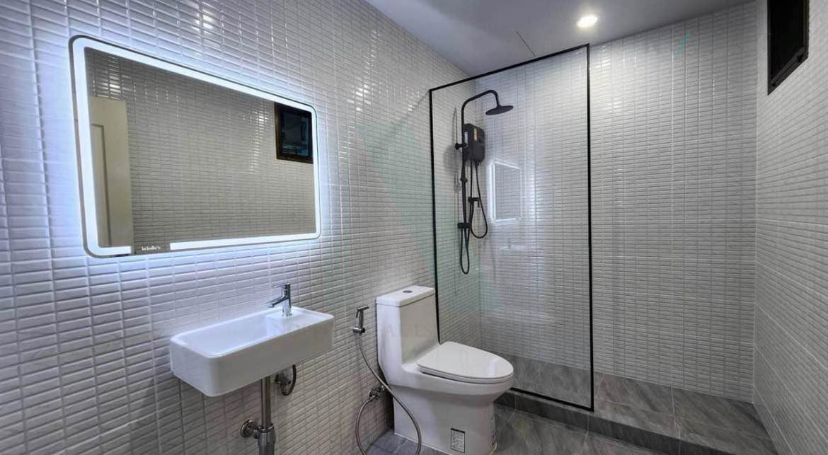 picture 📌 For Rent Condo LUMPINI PARK VIEW Building 1, Floor 17,Studio, Room size 40.00 sqm - 3/8