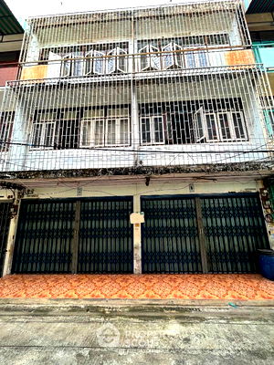 ทาวน์โฮม รร.เสนาธิการทหารบก : ทาวน์เฮาท์ 4-ห้องนอน ใกล้ MRT บางโพ (ID 1995849)