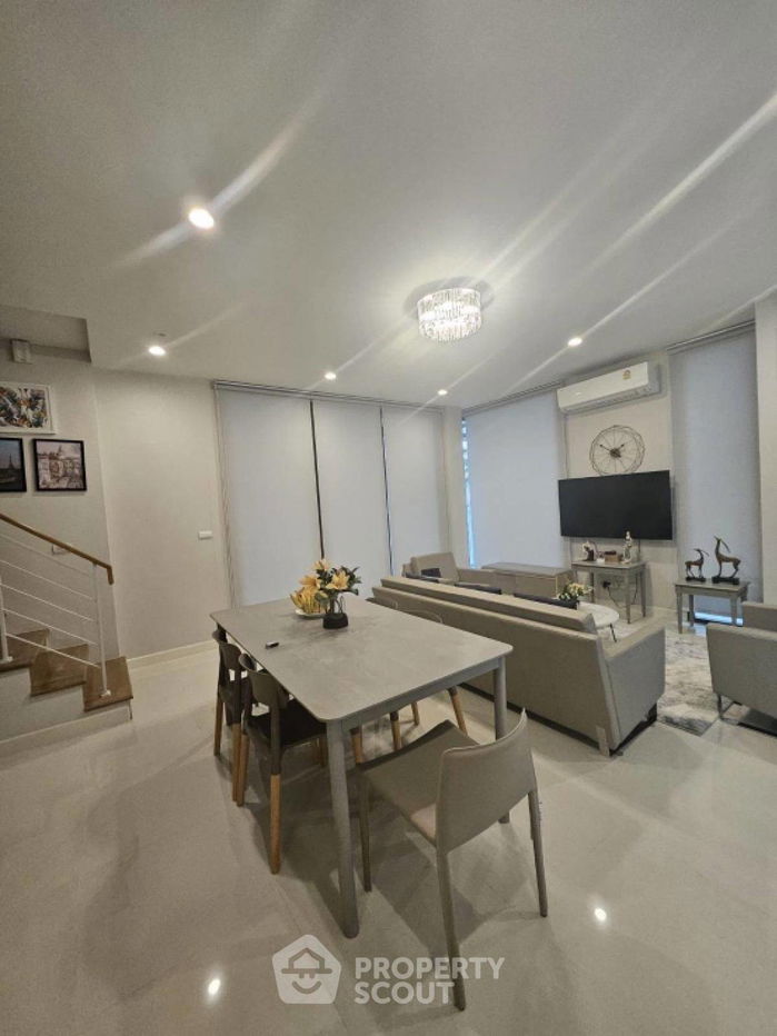 รูป ทาวน์เฮาท์ 5-ห้องนอน ใน คลองจั่น (ID 2034073) - รูปที่ 16/18