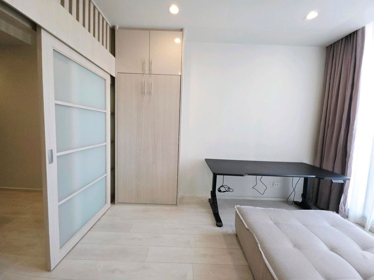 รูป ให้เช่า 🔥 Noble Ploenchit 🔥 2 ห้องนอน เฟอร์นิเจอร์ และ เครื่องใช้ไฟฟ้าครบ ใกล้ BTS เพลินจิต - รูปที่ 6/11