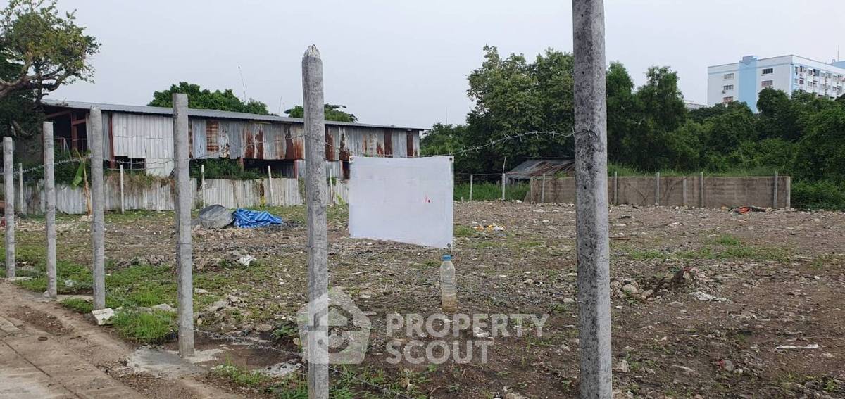 รูป ที่ดินสำหรับปล่อยเช่า 800 ตารางเมตร แถว ใน คันนายาว (ID 1396591) - รูปที่ 1/5